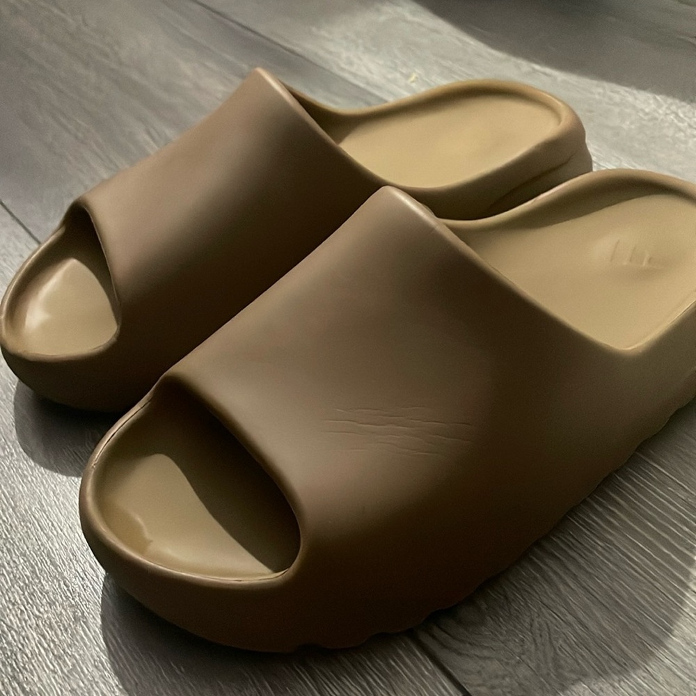 Authentic Yeezy slides